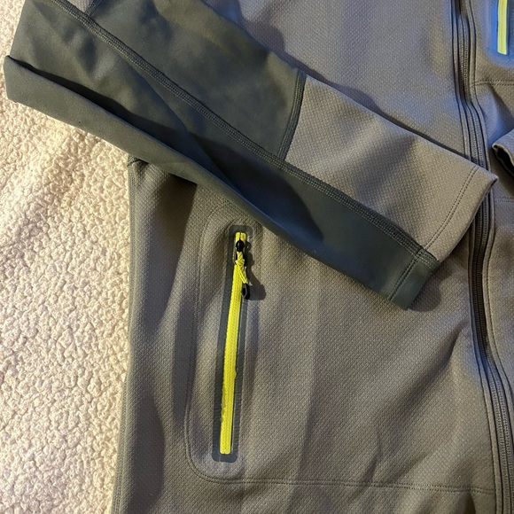 EDDIE BAUER Men’s First Ascent Hangfire Hoodie - lightweight tech - Size XL - Picture 5 of 16